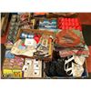 Image 1 : PALLET OF NEW STORE STOCK INCLUDING PURSES,