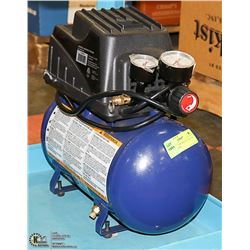 CAMPBELL HAUSFELD 2 GAL. AIR COMPRESSOR