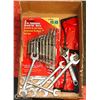 Image 1 : FLAT OF SAE AND METRIC WRENCHES INCL.