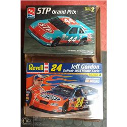 2 SEALED NASCAR MODELS JEFF GORDON & STP GRAND