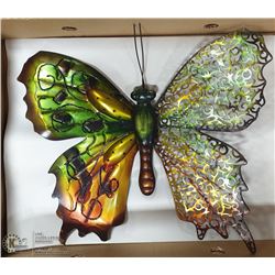 LARGE DECORATIVE COLORFUL METAL