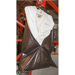 2 BRAND NEW LEXUS BATHROBES NEW CAR BONUS