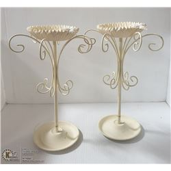 LOT OF 2 JEWELLERY METAL STANDS