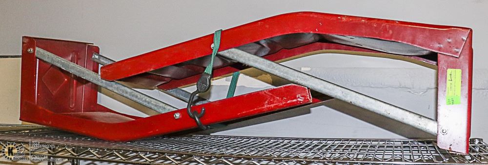 SET OF TWO RED METAL CAR RAMPS - 6,500 LB