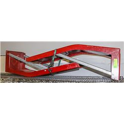 SET OF TWO RED METAL CAR RAMPS - 6,500 LB