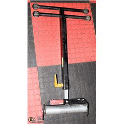 WORKFORCE METAL ROLLER STAND,
