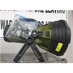 CYCLOPS 18 MILLION CANDLEPOWER