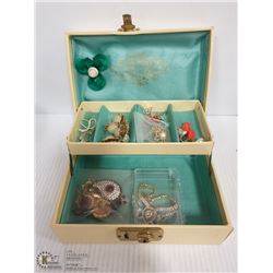 JEWELLERY BOX WITH CONTENTS