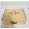 Image 2 : JEWELLERY BOX WITH CONTENTS