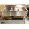 Image 1 : NEW STAINLESS STEEL 3-WELL SINK