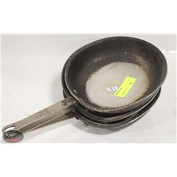 LOT OF 3 ALUMINUM 9" FRYING PANS * AS IS*