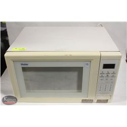 WHITE HAIER MICROWAVE