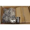 Image 1 : CASE OF 72 NEW PLASTIC & STAINLESS STEEL SHOT