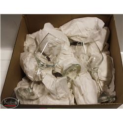 BOX OF WINE GLASSES APPROX 8 OZ