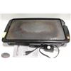 Image 1 : B&D FAMILY SIZE ELECTRIC GRIDDLE M#: GR150