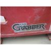 Image 2 : 2 ADJUSTABLE KAR GRABBER STANDS