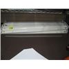 Image 1 : 4 FLUORESCENT LIGHT FIXTURES