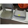 Image 1 : 2 FOLDING BOAT SEATS