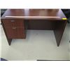 Image 1 : SMALL SINGLE PEDESTAL DESK
