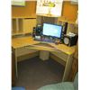 Image 1 : CORNER COMPUTER DESK WITH HUTCH TOP