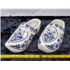 Image 1 : Blue and white Dutch wood clogs, made in Holland 21 cm