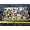 Image 1 : Tin of military/service buttons