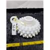 Image 1 : Fenton candle holder, Hobnail pattern, 1953-77