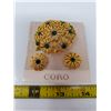 Image 1 : 133. Coro broach and earring set, gold tone with green rhinestones