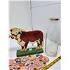 Image 5 : 186. Lot of wood Hereford cows, and 3 milk bottles with lids