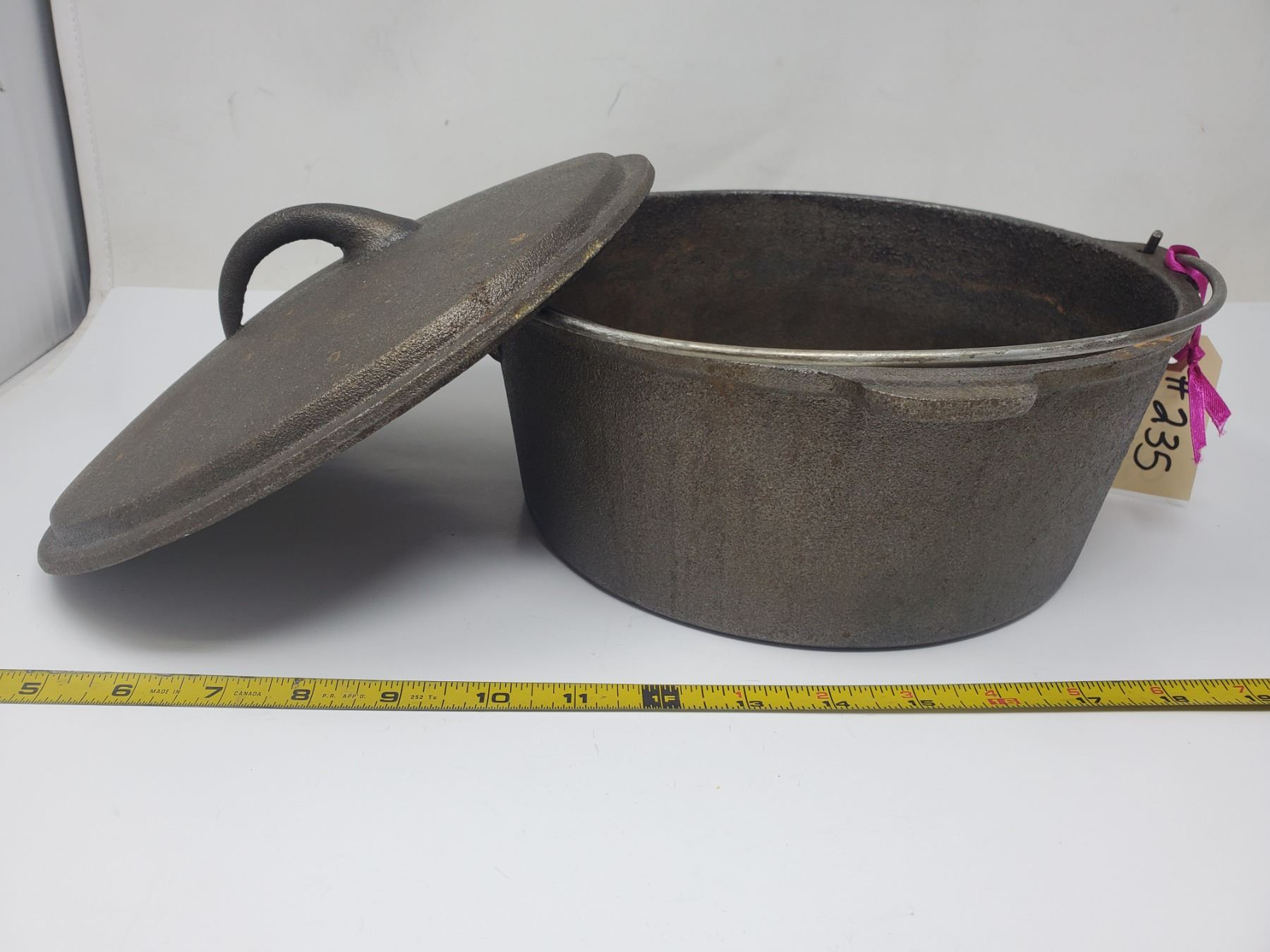 Cast Iron Cooking Pot