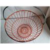 Image 2 : Vintage coated wire egg basket.