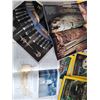 Image 4 : 8 National Geographic magazines from the year 2000.