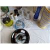Image 4 : Assortment of vases and candle holders.