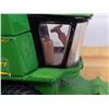Image 2 : John Deere metal combine in excellent condition.