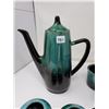 Image 2 : Blue Mountain Pottery coffee pot & 6 cups & cream/sugar