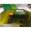 Image 3 : NIB John Deere 1:64 scale cotton picker