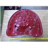Image 2 : Red steel tractor seat