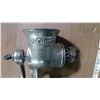 Image 5 : McClarys Meat Grinder