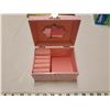 Image 2 : musical princess jewelry box