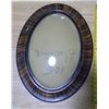 Image 2 : vintage picture frame w/ convex glass