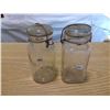 Image 1 : 2 vintage jars