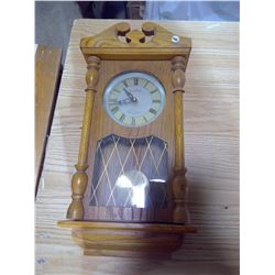 wood daniel dakota clock