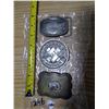 Image 2 : 3 belt buckles