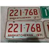 Image 2 : 6 Saskatchewan license plates - Matching 1971, Matching 1970, 69, 73