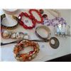 Image 3 : COSTUME JEWELRY
