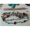 Image 6 : VINTAGE COSTUME JEWELRY NECKLACES & BRACELET