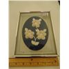 Image 1 : 519 CARIBOO/MOOSE HAIR TUFTING FLOWER ARTWORK