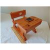 Image 2 : 522 HAND CRAFTED DOLL SIZE SCHOOL DESK AND SLATE
