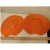 Image 2 : 541 TWO LARGE FOAM ADVERTISING TIDE DETERGENT HATS