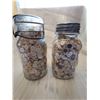 Image 4 : Jars of mother-of-pearl buttons (2)